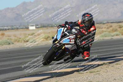 media/Sep-20-2025-Race Pace (Sat) [[d4e1b33f4d]]/Non Verified/Turn 4 Inside (8am)/